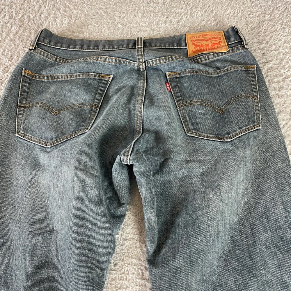 Levis 559 Relaxed Straight Leg Jeans Mens 33x30 Medium Wash Blue Denim 005590733